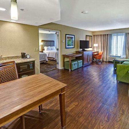 Hampton Inn And Suites Asheville Airport Fletcher Exterior foto
