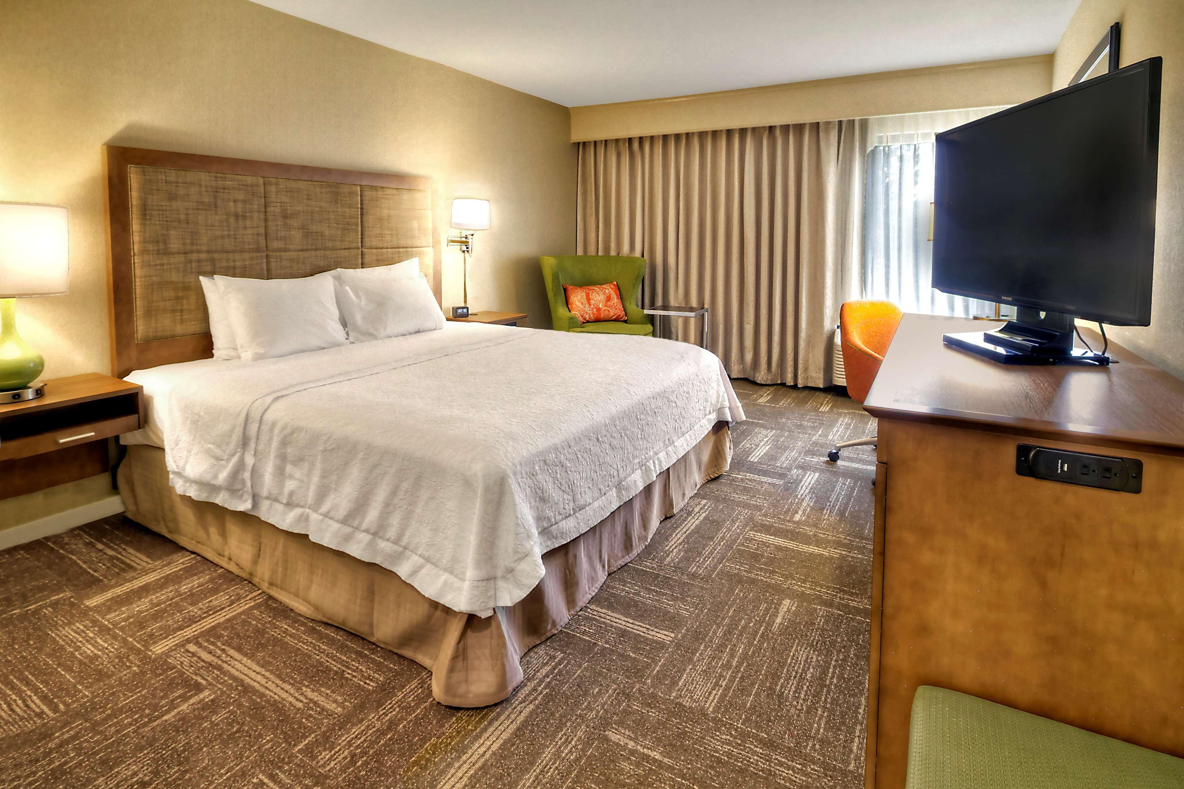 Hampton Inn And Suites Asheville Airport Fletcher Exterior foto