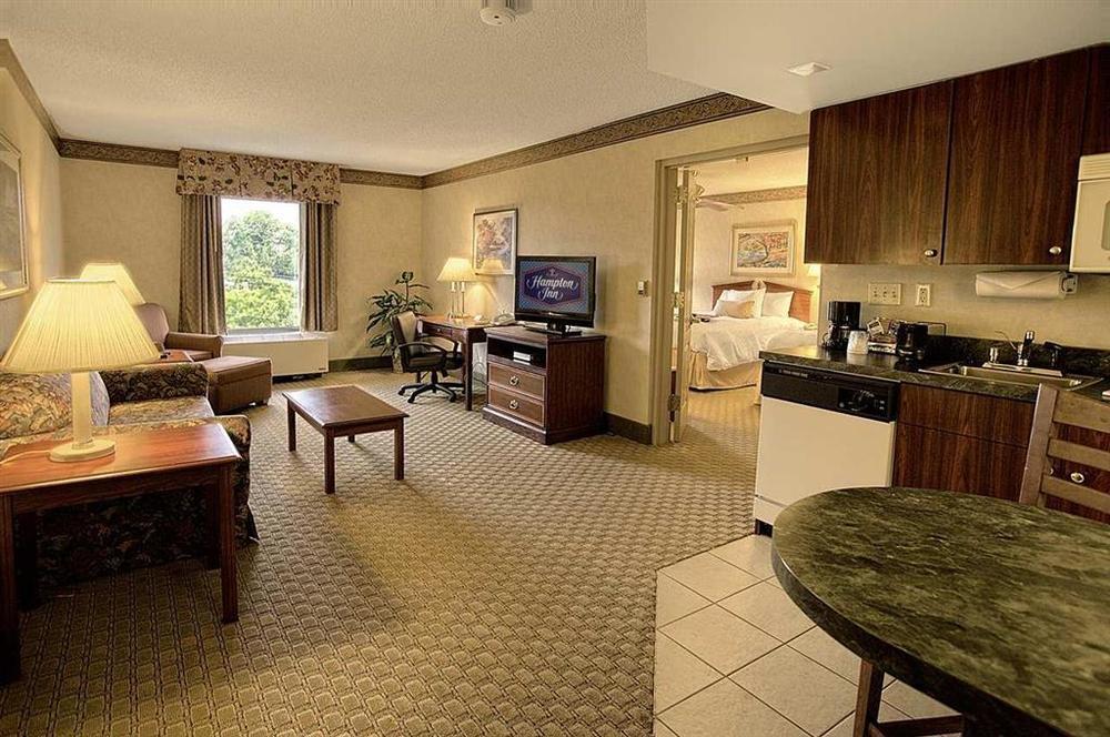 Hampton Inn And Suites Asheville Airport Fletcher Quarto foto