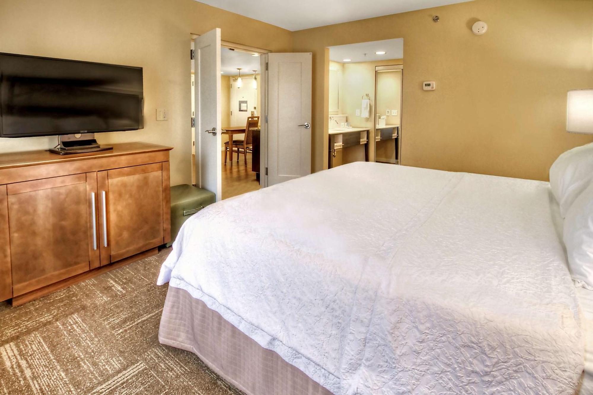 Hampton Inn And Suites Asheville Airport Fletcher Exterior foto