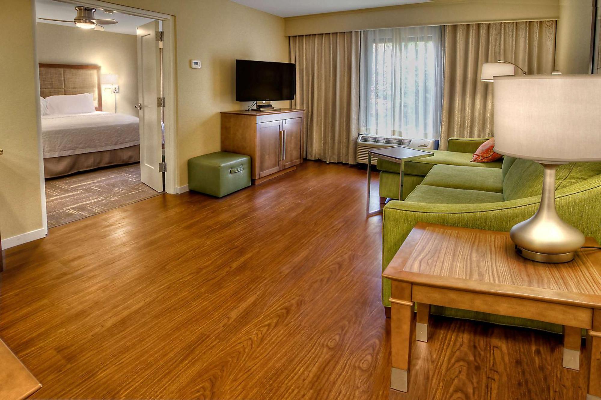 Hampton Inn And Suites Asheville Airport Fletcher Exterior foto