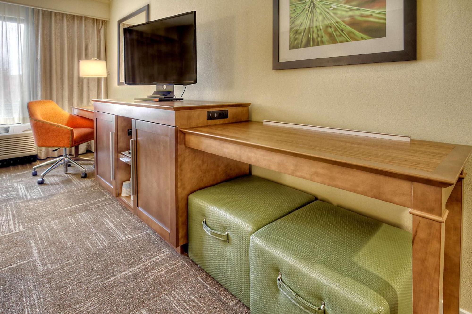 Hampton Inn And Suites Asheville Airport Fletcher Exterior foto